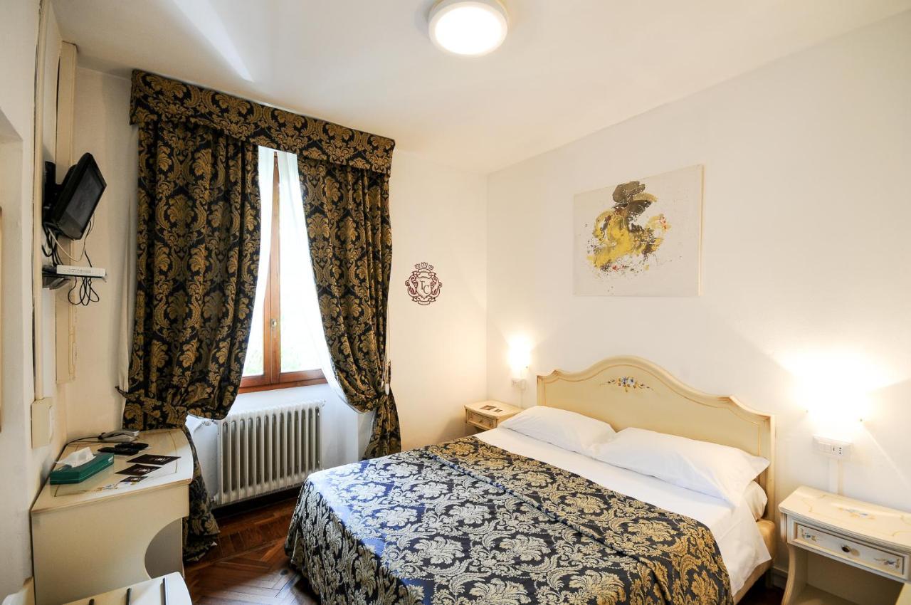Hotel Terzo Crotto チェルノッビオ エクステリア 写真